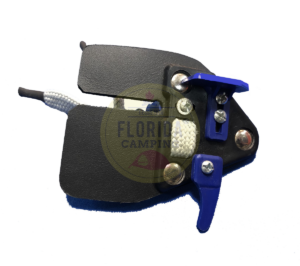 Tab con mentonera y gatillo 1106 marca ferrari